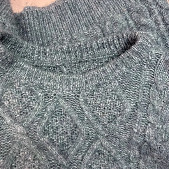 Daily Drills Womens Wool Blend Blue Cable Knit Sweater Size XS / Small Crew neck - Picture 6 of 7
